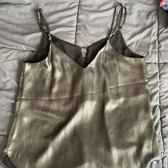 Dynamite metallic tank top - Picture 3 of 3